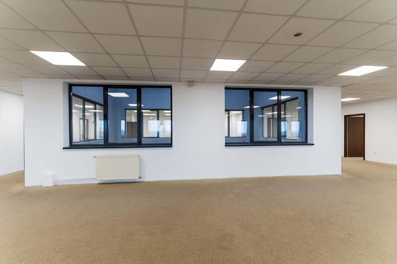 Magurele, Atomistilor, de inchiriat etaj 2 in cladire de birouri