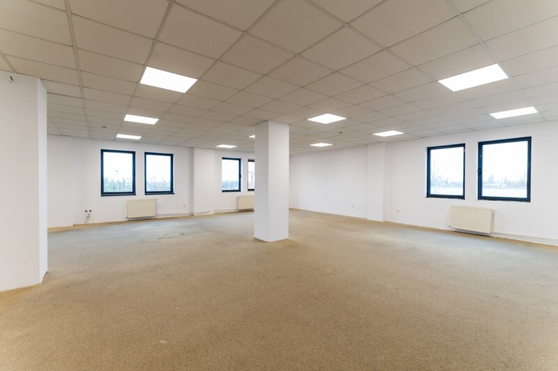 Magurele, Atomistilor, de inchiriat etaj 2 in cladire de birouri