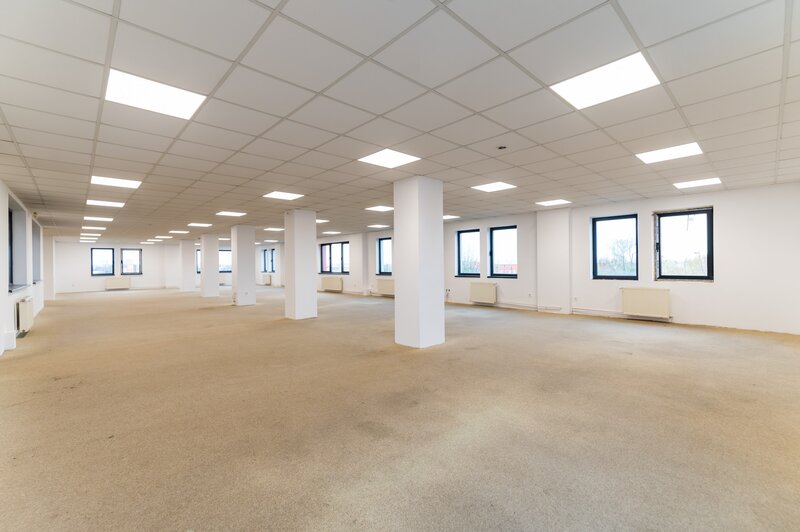 Magurele, Atomistilor, de inchiriat etaj 2 in cladire de birouri