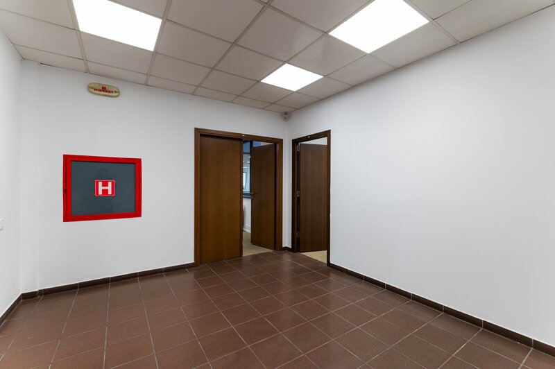 Magurele, Atomistilor, de inchiriat etaj 2 in cladire de birouri